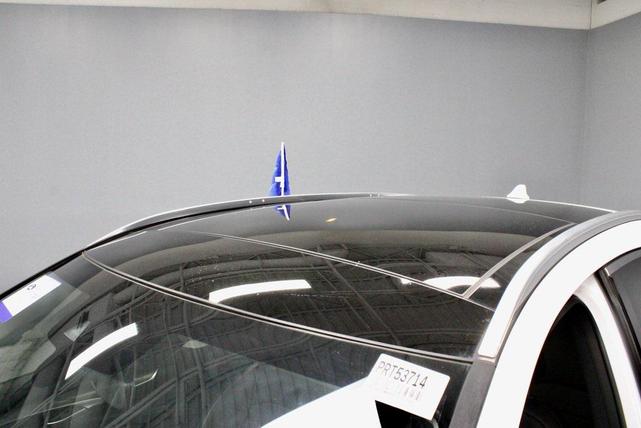 Photo of 2024 Lunar White INFINITI QX50