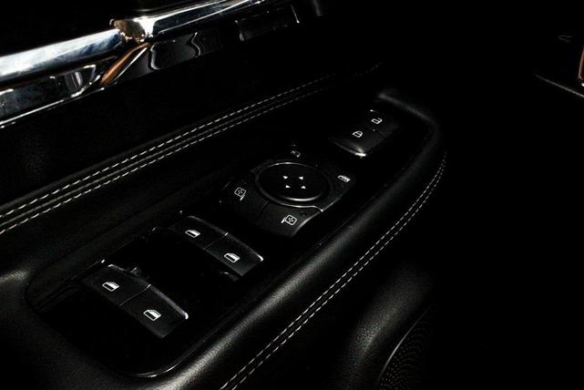 Photo of 2023 Infinite Black Metallic Clearcoat Lincoln Corsair