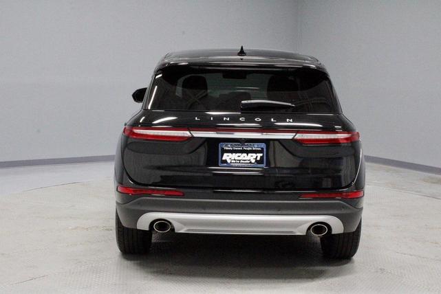 Photo of 2023 Infinite Black Metallic Clearcoat Lincoln Corsair