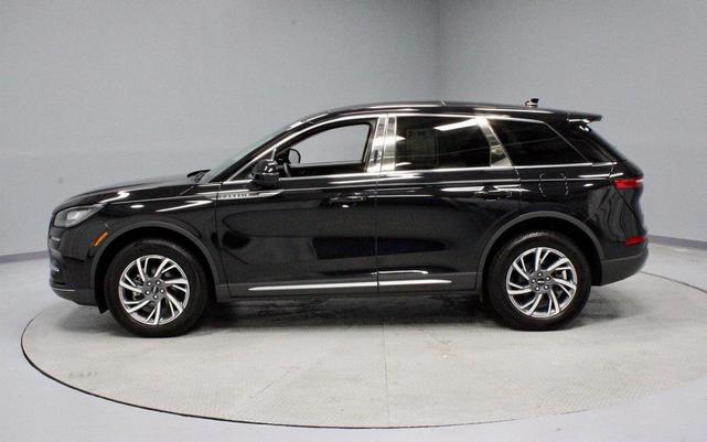 Photo of 2023 Infinite Black Metallic Clearcoat Lincoln Corsair