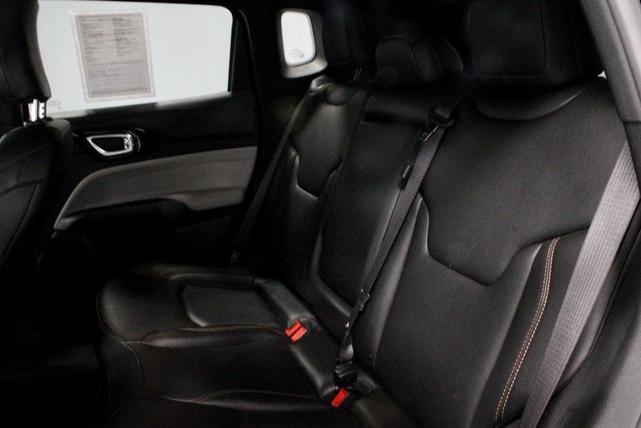 Photo of 2024 Diamond Black Crystal Pearlcoat Jeep Compass