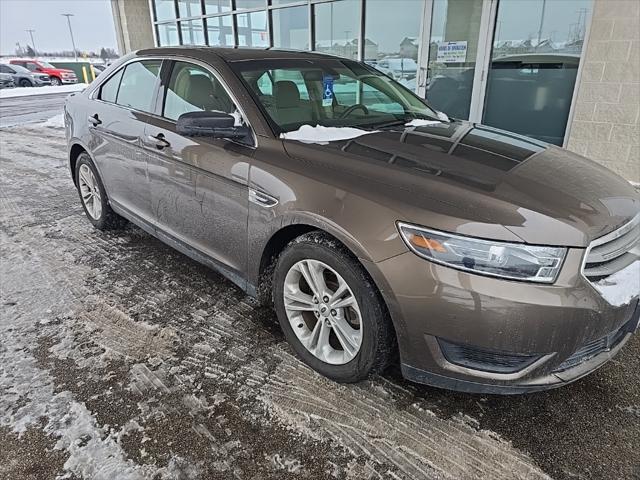 2016 Ford Taurus