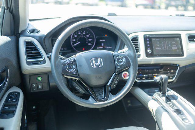 Photo of 2022 Lunar Silver Metallic Honda HR-V