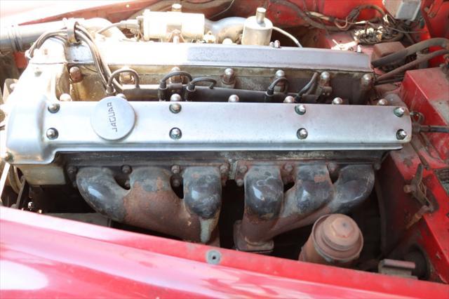 Photo of 1957 Red Jaguar XK 140