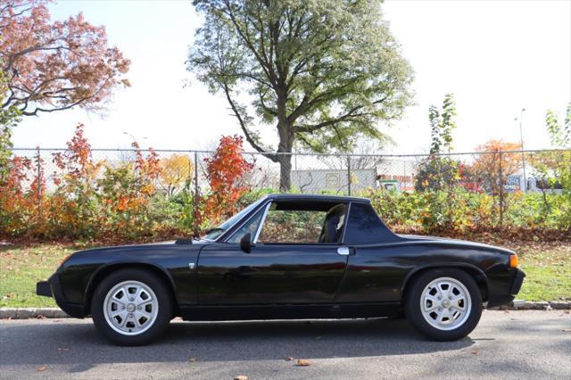 Photo of 1973 Black Porsche 914