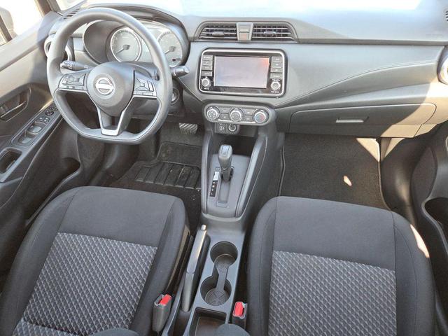 Photo of 2023 Super Black Metallic Nissan Versa