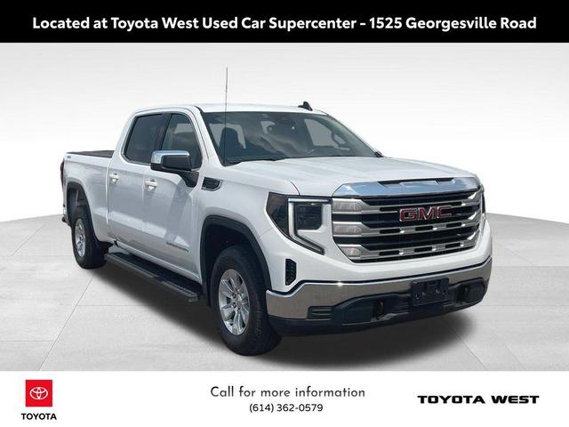 Photo of 2023 Summit White GMC Sierra 1500