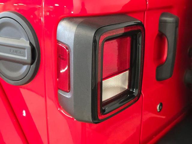 Photo of 2018 Firecracker Red Clearcoat Jeep Wrangler Unlimited