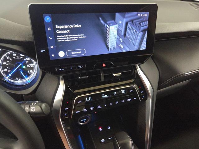 Photo of 2023 Ruby Flare Pearl Toyota Venza