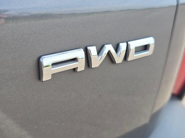 Photo of 2022 Carbonized Gray Metallic Ford Escape