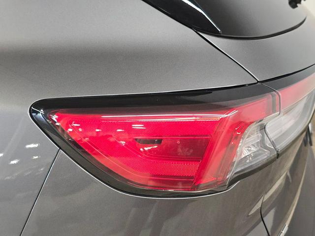 Photo of 2022 Carbonized Gray Metallic Ford Escape