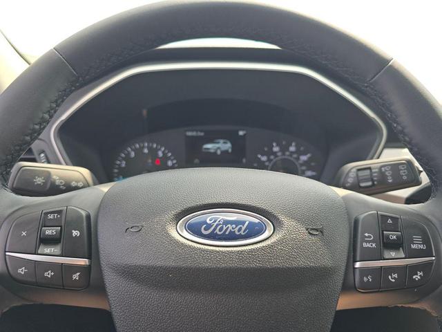 Photo of 2022 Carbonized Gray Metallic Ford Escape