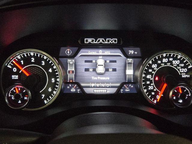 Photo of 2020 Diamond Black Crystal Pearlcoat RAM 1500
