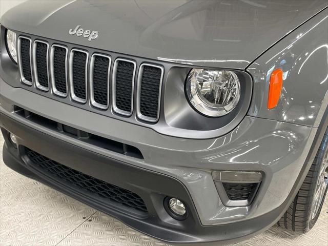Photo of 2022 Sting-Gray Clearcoat Jeep Renegade
