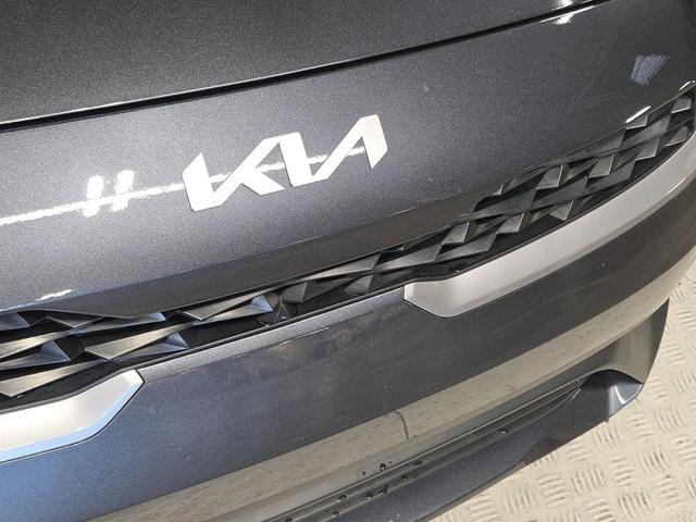 Photo of 2024 Gravity Gray Kia Forte