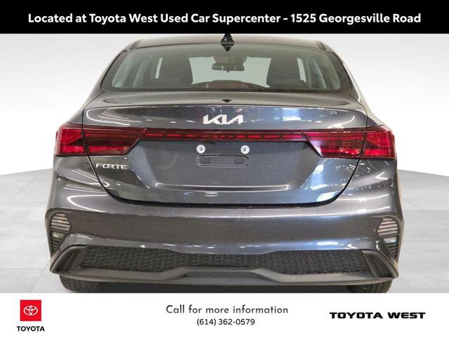 Photo of 2024 Gravity Gray Kia Forte