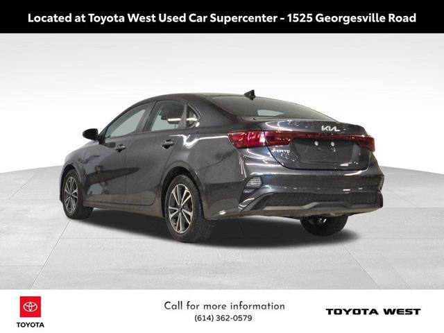 Photo of 2024 Gravity Gray Kia Forte