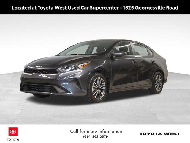 Photo of 2024 Gravity Gray Kia Forte