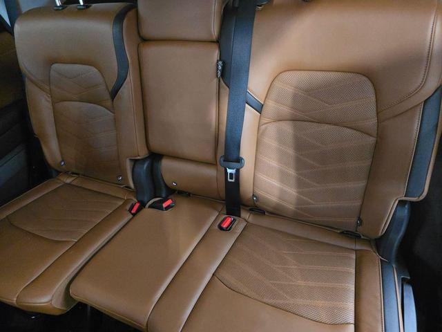 Photo of 2024 Gun Metallic Nissan Pathfinder