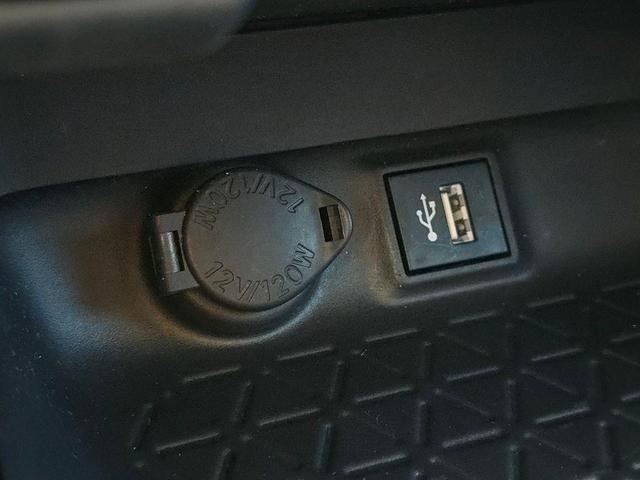 Photo of 2023 Silver Sky Metallic Toyota RAV4