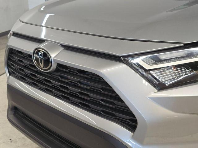 Photo of 2023 Silver Sky Metallic Toyota RAV4