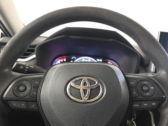 Photo of 2023 Silver Sky Metallic Toyota RAV4