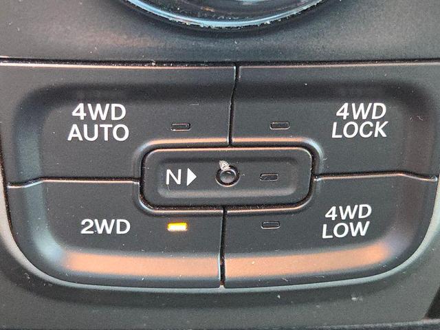 Photo of 2018 Maximum Steel Metallic Clearcoat RAM 1500