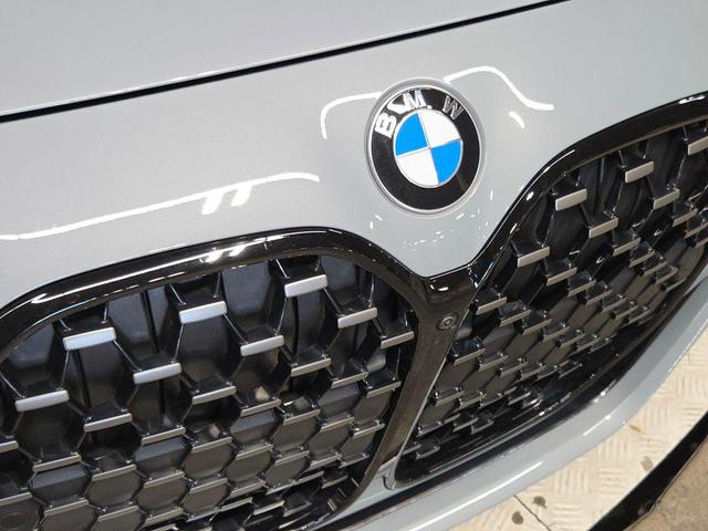 Photo of 2023 Brooklyn Gray Metallic BMW M440