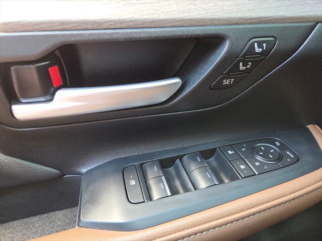 Photo of 2024 Ruby Flare Pearl Toyota Grand Highlander