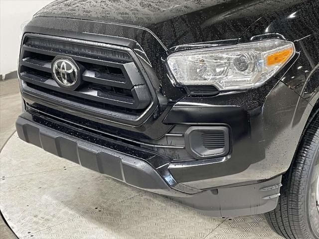 Photo of 2022 Midnight Black Metallic Toyota Tacoma