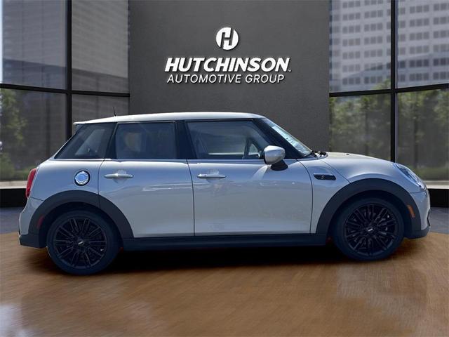 Photo of 2024 Silver MINI Hardtop