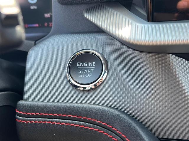 Photo of 2025 White Metallic Ford Explorer