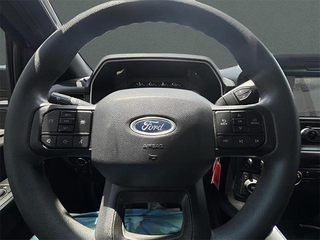 Photo of 2022 Oxford White Ford F-150