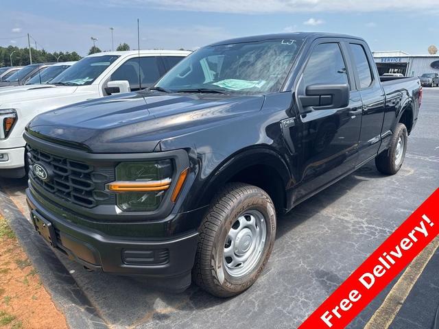 Photo of 2025 Black Metallic Ford F-150