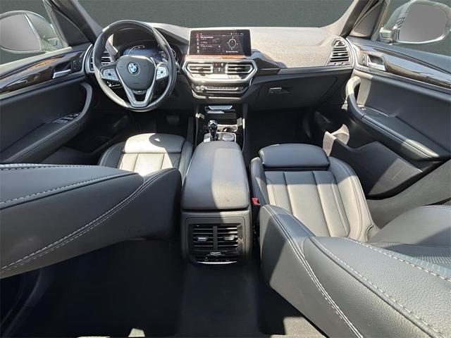 Photo of 2023 Black Sapphire Metallic BMW X3