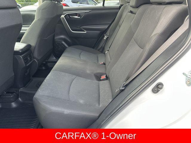 Photo of 2024 Ice Cap Toyota RAV4