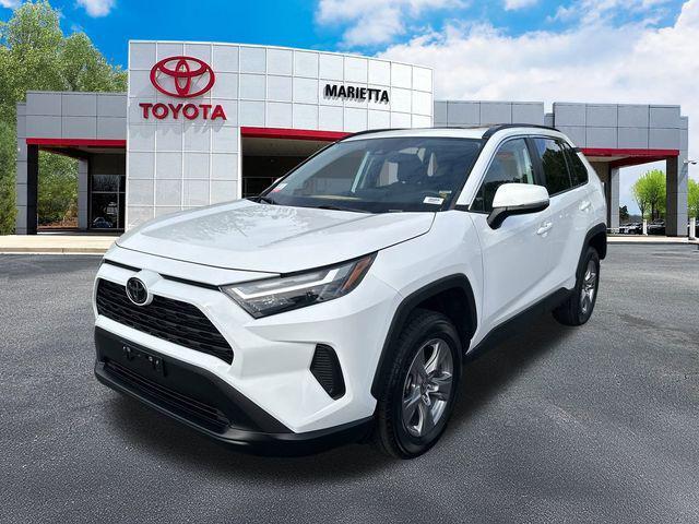 Photo of 2024 Ice Cap Toyota RAV4