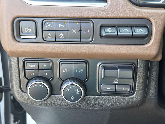 Photo of 2021 Summit White Chevrolet Tahoe