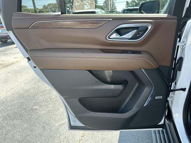 Photo of 2021 Summit White Chevrolet Tahoe