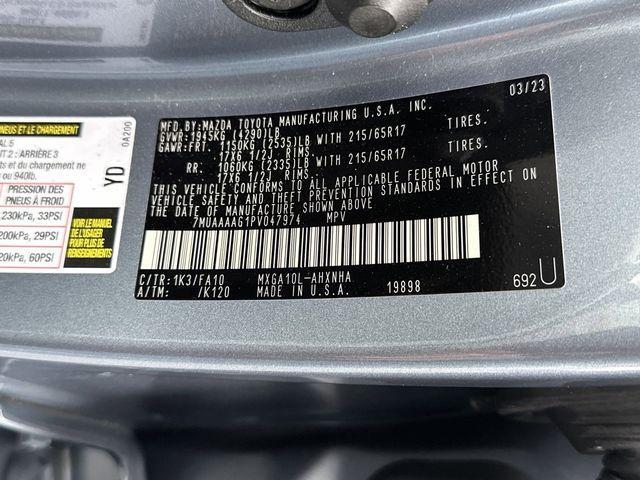 Photo of 2023 Blue Toyota Corolla Cross