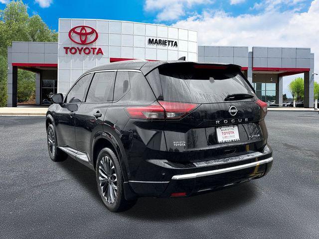 Photo of 2024 Super Black Nissan Rogue
