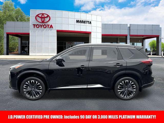 Photo of 2024 Super Black Nissan Rogue