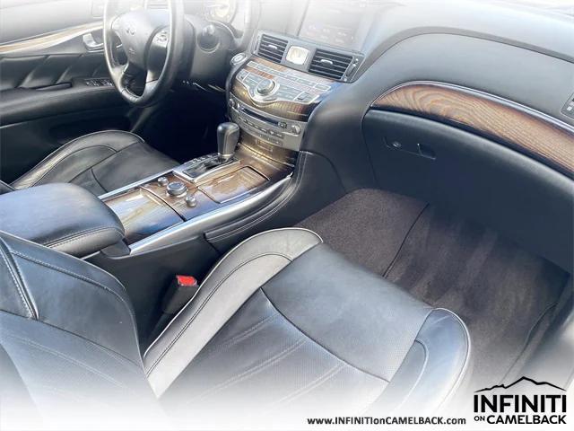 Photo of 2019 Hermosa Blue INFINITI Q70L
