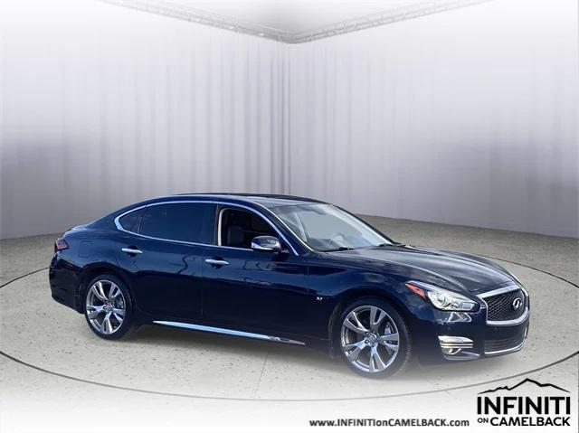 Photo of 2019 Hermosa Blue INFINITI Q70L
