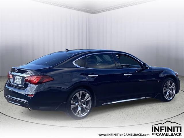 Photo of 2019 Hermosa Blue INFINITI Q70L
