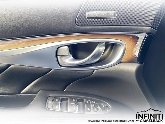 Photo of 2019 Hermosa Blue INFINITI Q70L