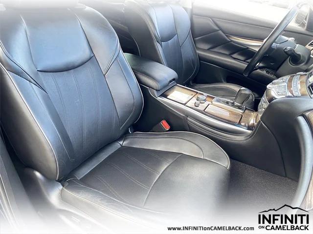 Photo of 2019 Hermosa Blue INFINITI Q70L