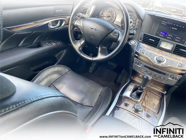 Photo of 2019 Hermosa Blue INFINITI Q70L