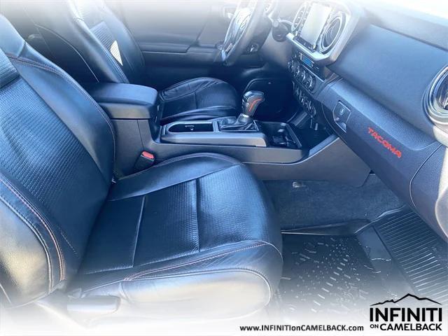 Photo of 2020 Midnight Black Metallic Toyota Tacoma