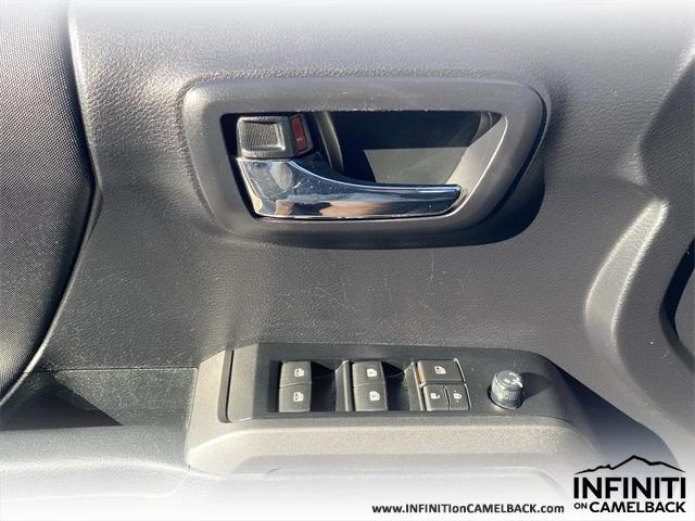 Photo of 2020 Midnight Black Metallic Toyota Tacoma
